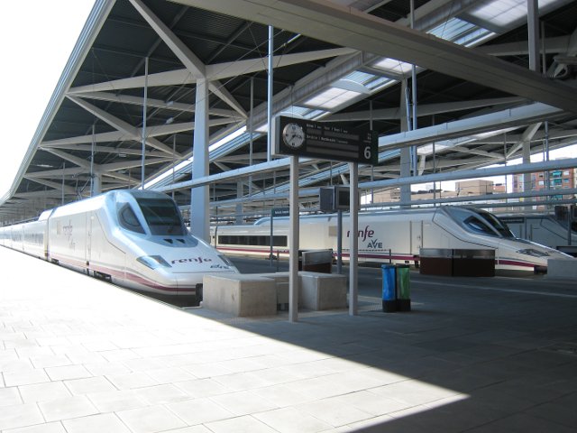 AVE trains at Joaquín Sorolla