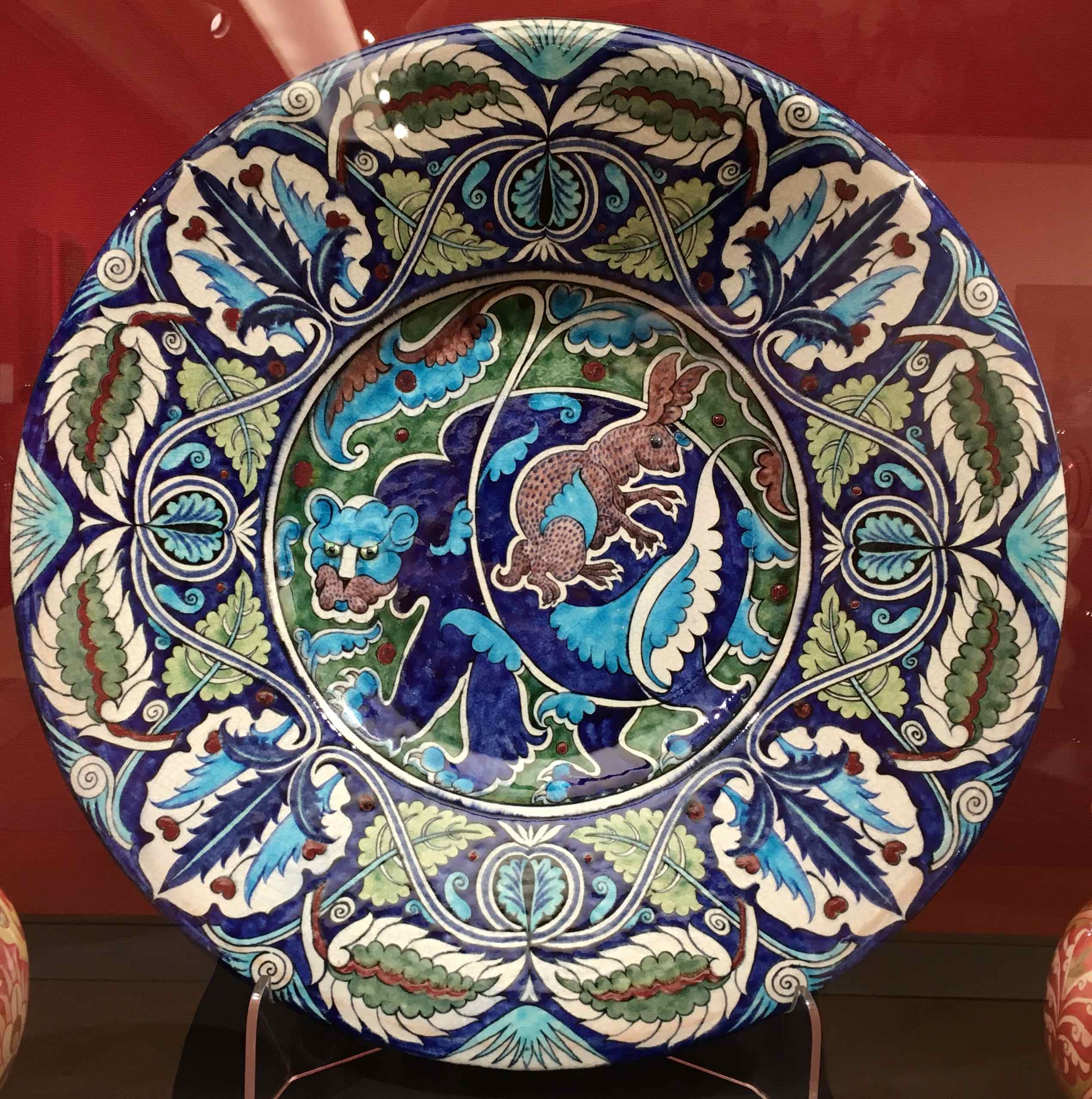 Plate using Turkish blue